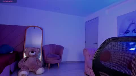 Marily Daniela online show from October 2, 2:18 am