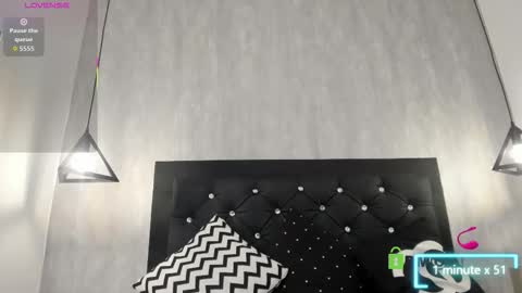 Marilyn  online show from March 27, 11:54 am