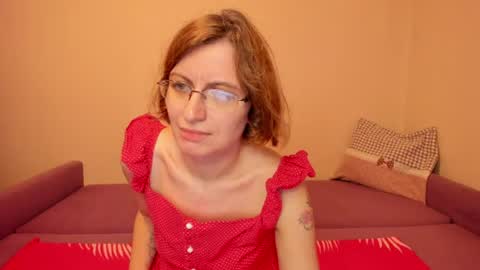 Snapshot of marilynspecial chatting on June 16, 7:16 pm Marilyn online show from June 16, 7:16 pm