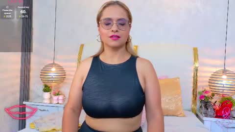 Snapshot of marilynvega77 chatting on June 15, 8:33 pm Marilyn Vega online show from June 15, 8:33 pm