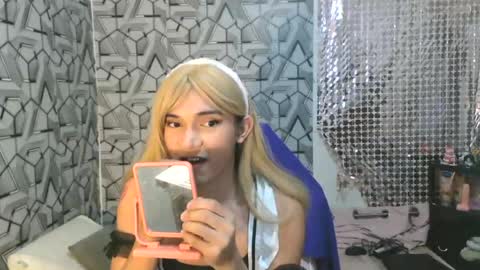 marimarxox1 online show from June 16, 12:19 pm