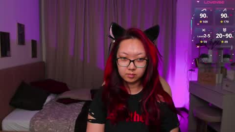 Marine  online show from April 8, 2:06 pm