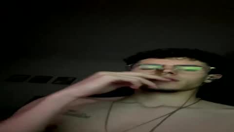 Snapshot of mariotejerolopez2005 chatting on May 22, 4:08 am Marcos online show from May 22, 4:08 am