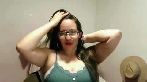MARIPOSAhot33 online show from October 2, 9:22 pm