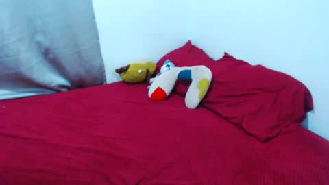 Snapshot of marisajara_ chatting on January 10, 2:04 am marisa online show from January 10, 2:04 am