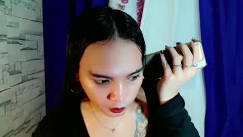 Snapshot of marishkafoxx chatting on May 24, 12:48 am marishka online show from May 24, 12:48 am