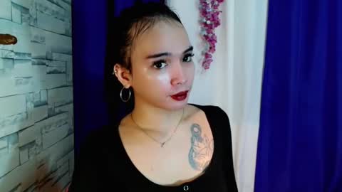 Snapshot of marishkafoxx chatting on June 5, 11:38 am marishka online show from June 5, 11:38 am