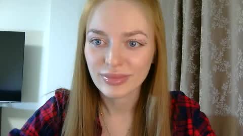 Snapshot of mariwell chatting on April 12, 8:25 pm mariwell online show from April 12, 8:25 pm