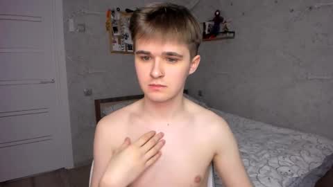 Snapshot of mark_bearcub chatting on February 20, 3:19 pm Mark online show from February 20, 3:19 pm