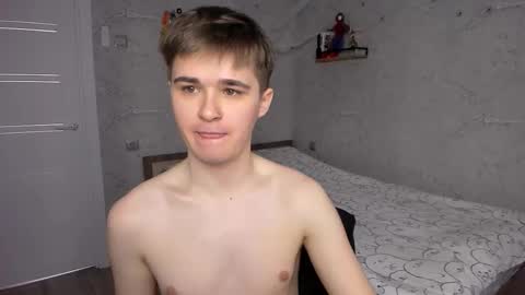 Snapshot of mark_bearcub chatting on February 23, 7:00 am Mark online show from February 23, 7:00 am