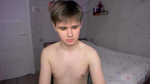 Snapshot of mark_bearcub chatting on February 27, 1:49 pm Mark online show from February 27, 1:49 pm