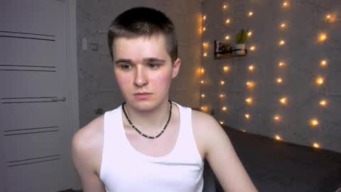 Snapshot of mark_bearcub chatting on January 13, 1:44 am Mark online show from January 13, 1:44 am