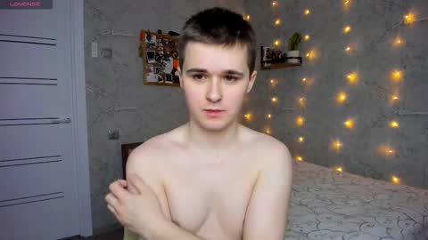 Snapshot of mark_bearcub chatting on February 15, 4:58 pm Mark online show from February 15, 4:58 pm