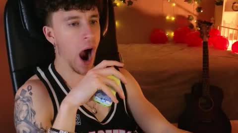 mark_caron online show from February 23, 3:37 am