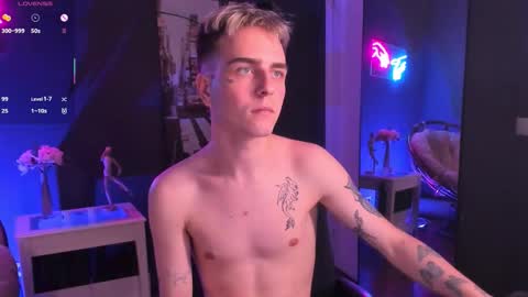 Mark online show from March 6, 7:05 am