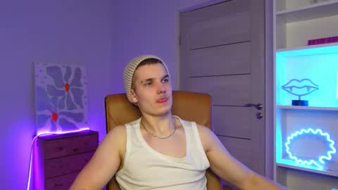 Snapshot of mark_karson chatting on February 5, 5:50 pm MARK KARSON online show from February 5, 5:50 pm