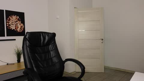 Snapshot of mark_karson chatting on February 24, 5:55 pm MARK KARSON online show from February 24, 5:55 pm