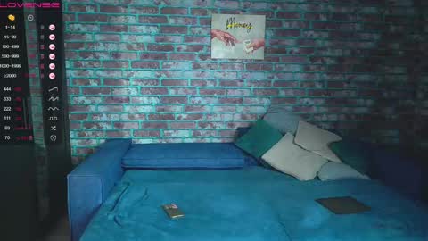 Mark online show from March 10, 2:17 am