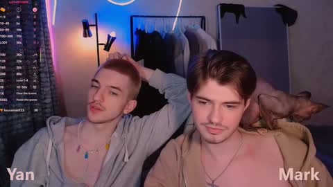 Snapshot of mark_sun chatting on November 19, 6:19 pm Mark online show from November 19, 6:19 pm