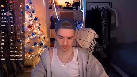 Snapshot of mark_sun chatting on January 7, 5:26 pm Mark online show from January 7, 5:26 pm