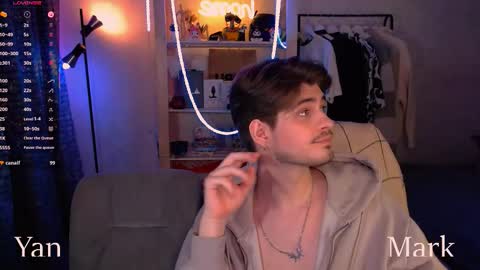 Snapshot of mark_sun chatting on January 19, 4:11 pm Mark online show from January 19, 4:11 pm