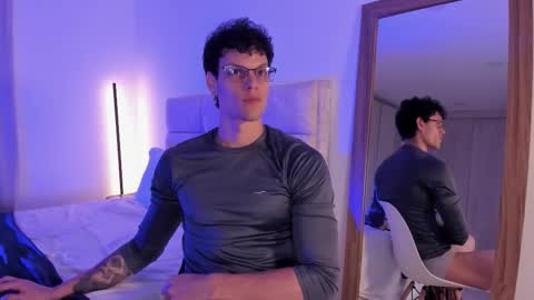 troy online show from March 24, 1:10 am