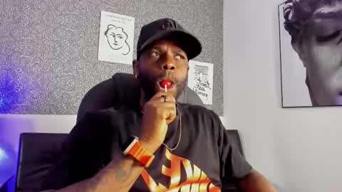 Mark online show from February 20, 4:31 am