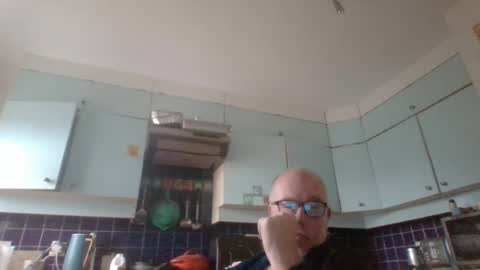 Snapshot of markandrew123 chatting on July 5, 7:15 am markandrew123 online show from July 5, 7:15 am