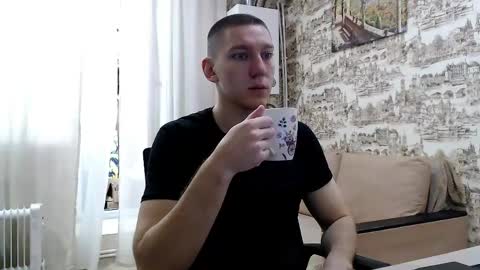 Snapshot of markbodrov chatting on May 18, 9:26 am markbodrov online show from May 18, 9:26 am
