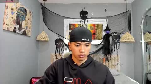 markbowie online show from October 22, 11:43 am