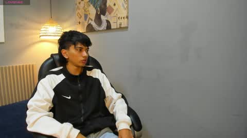 markbowie online show from April 1, 12:50 pm