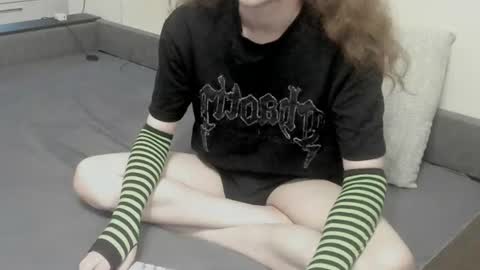 Snapshot of markglover chatting on June 26, 8:35 pm Mark online show from June 26, 8:35 pm
