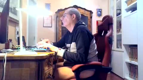 markmarkmark00 online show from January 15, 6:44 pm