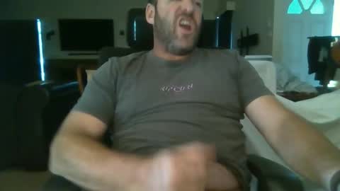 Snapshot of markoboy34 chatting on April 14, 4:29 am Matt Kung online show from April 14, 4:29 am
