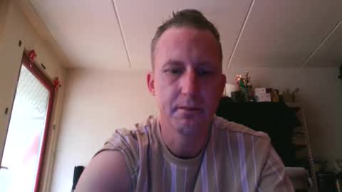 Mark online show from May 6, 12:10 pm