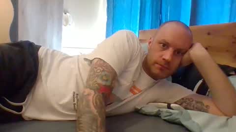 markus_7 online show from September 9, 10:59 am