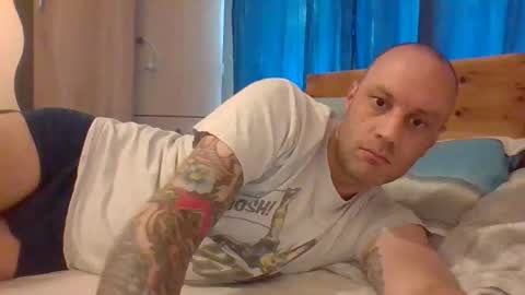 markus_7 online show from September 15, 12:38 pm