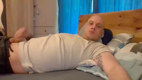 Snapshot of markus_7 chatting on May 16, 6:43 am markus_7 online show from May 16, 6:43 am