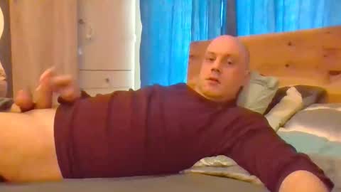 Snapshot of markus_7 chatting on June 5, 12:33 pm markus_7 online show from June 5, 12:33 pm