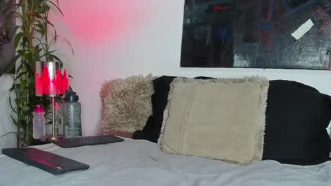 Snapshot of markus_latin chatting on January 15, 1:31 pm Markus latin online show from January 15, 1:31 pm