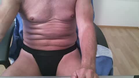 Snapshot of markusmuller chatting on June 18, 4:11 pm Markus online show from June 18, 4:11 pm