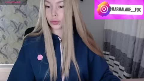 Snapshot of marmalade_fox chatting on June 15, 8:27 am Marmalade Fox online show from June 15, 8:27 am