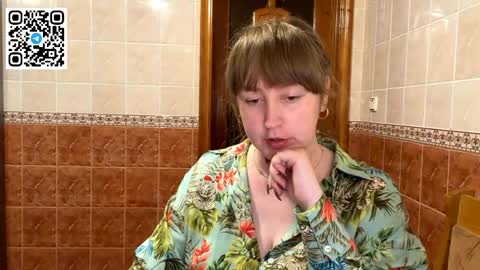 Snapshot of maroonmoon_ chatting on May 24, 7:52 pm Miriam online show from May 24, 7:52 pm