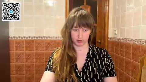Snapshot of maroonmoon_ chatting on June 10, 7:57 pm Miriam online show from June 10, 7:57 pm