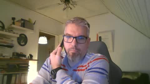 Snapshot of marriedcock1980 chatting on January 13, 7:21 am marriedcock1980 online show from January 13, 7:21 am