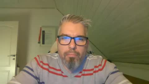 Snapshot of marriedcock1980 chatting on January 14, 3:47 pm marriedcock1980 online show from January 14, 3:47 pm