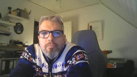 Snapshot of marriedcock1980 chatting on January 17, 6:57 am marriedcock1980 online show from January 17, 6:57 am