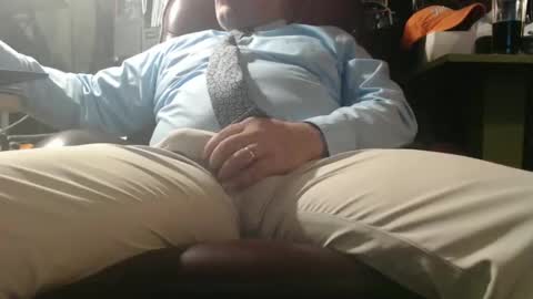 only fans marrieddad19751975 online show from November 6, 11:04 pm