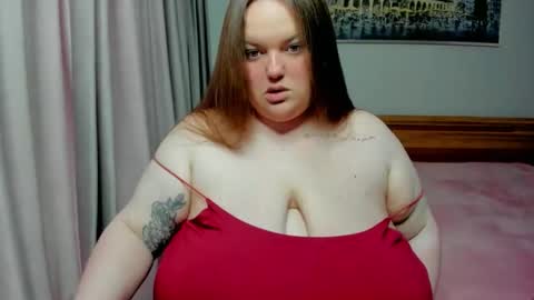 Mary online show from September 13, 2:39 pm