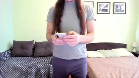 Alan online show from April 16, 4:57 am